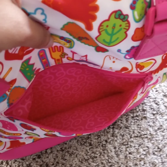 Hello Kitty Women's Bento Weekender Bag Pink Size Large - Picture 4 of 9